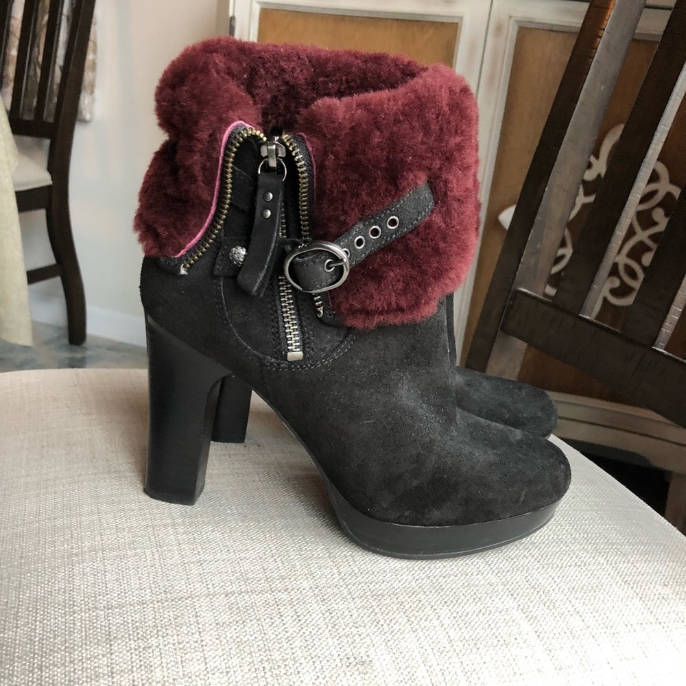 Awesome UGG boots 🌸